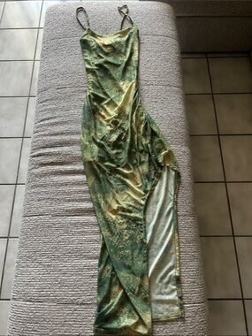 Green & lime Bias-Cut Maxi dress